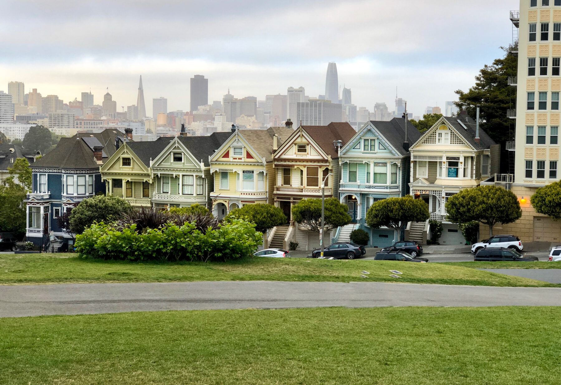 houses on a San Francisco street